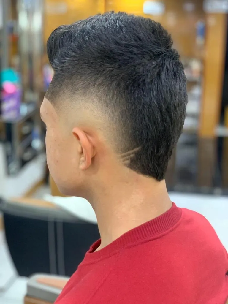 CORTE CLÁSICO DE CABALLERO CON ANDERSON