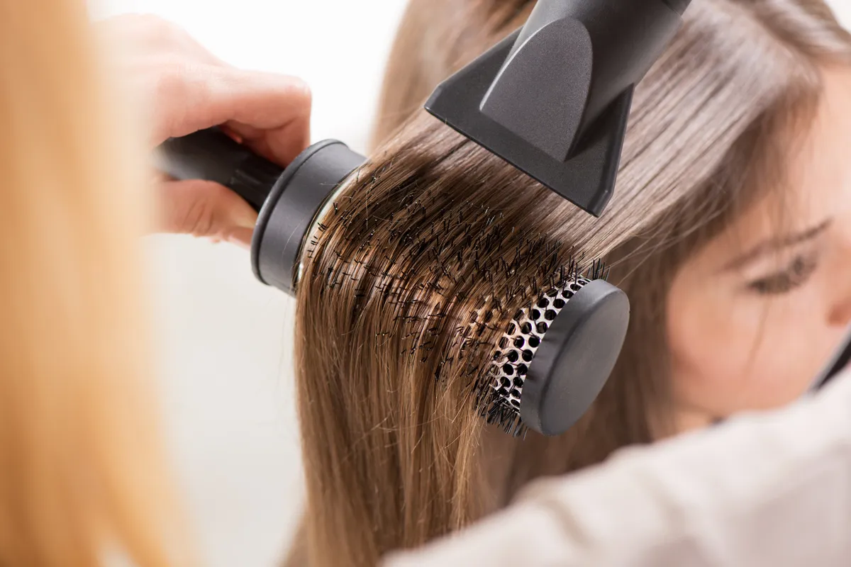 Cepillado de cabello con Stefany