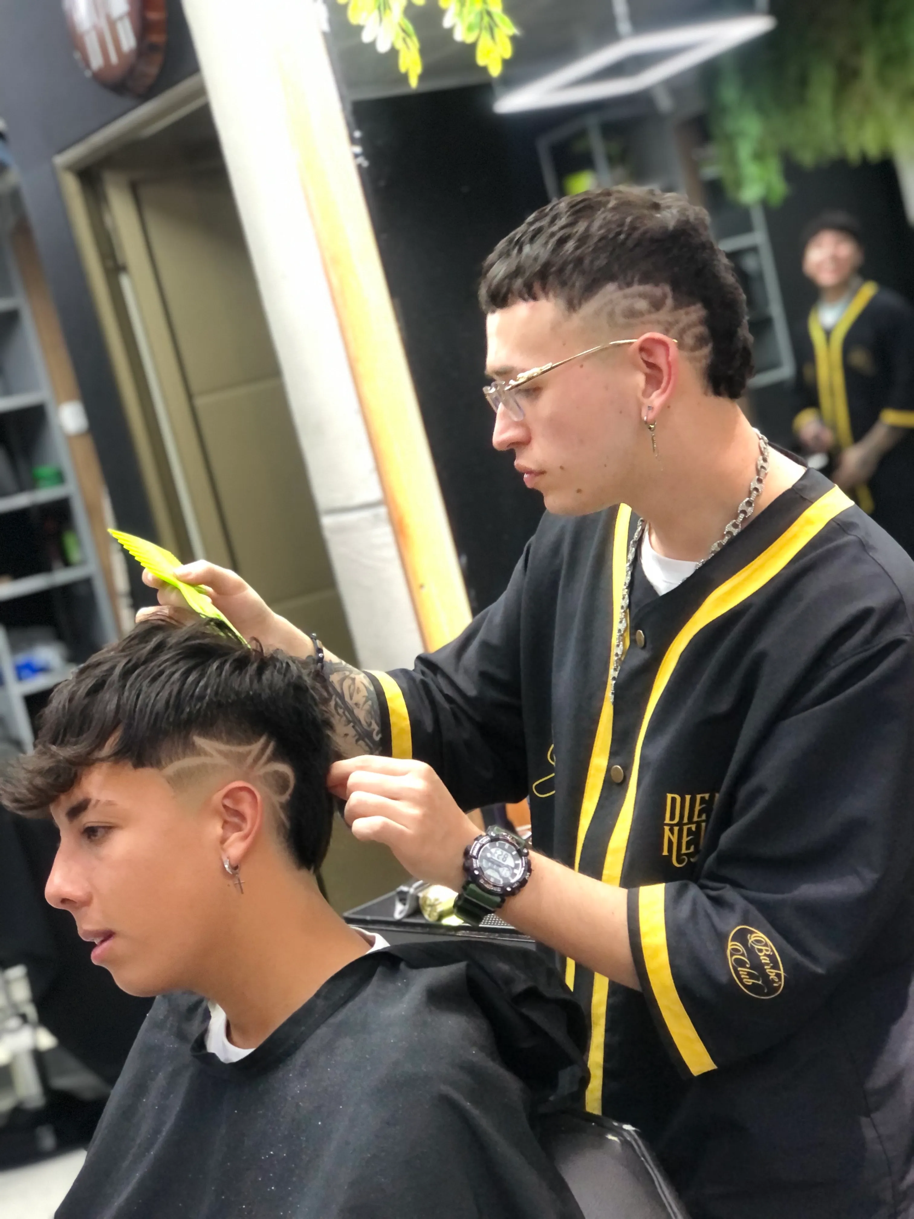 Marlon Rodríguez (IG: @roodz.barber)