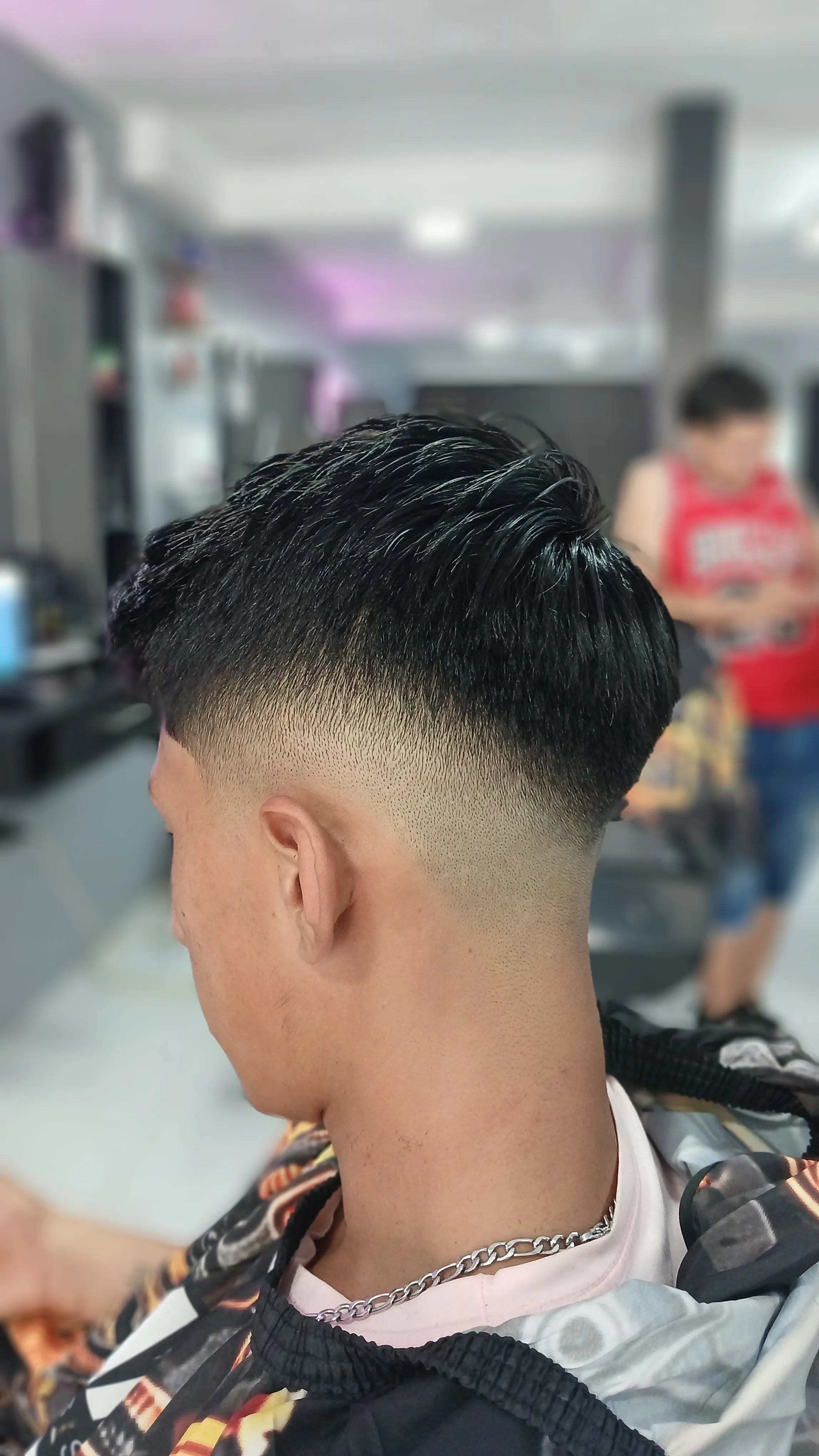 fade clasico, cejas, exfoliacion facial y lavado