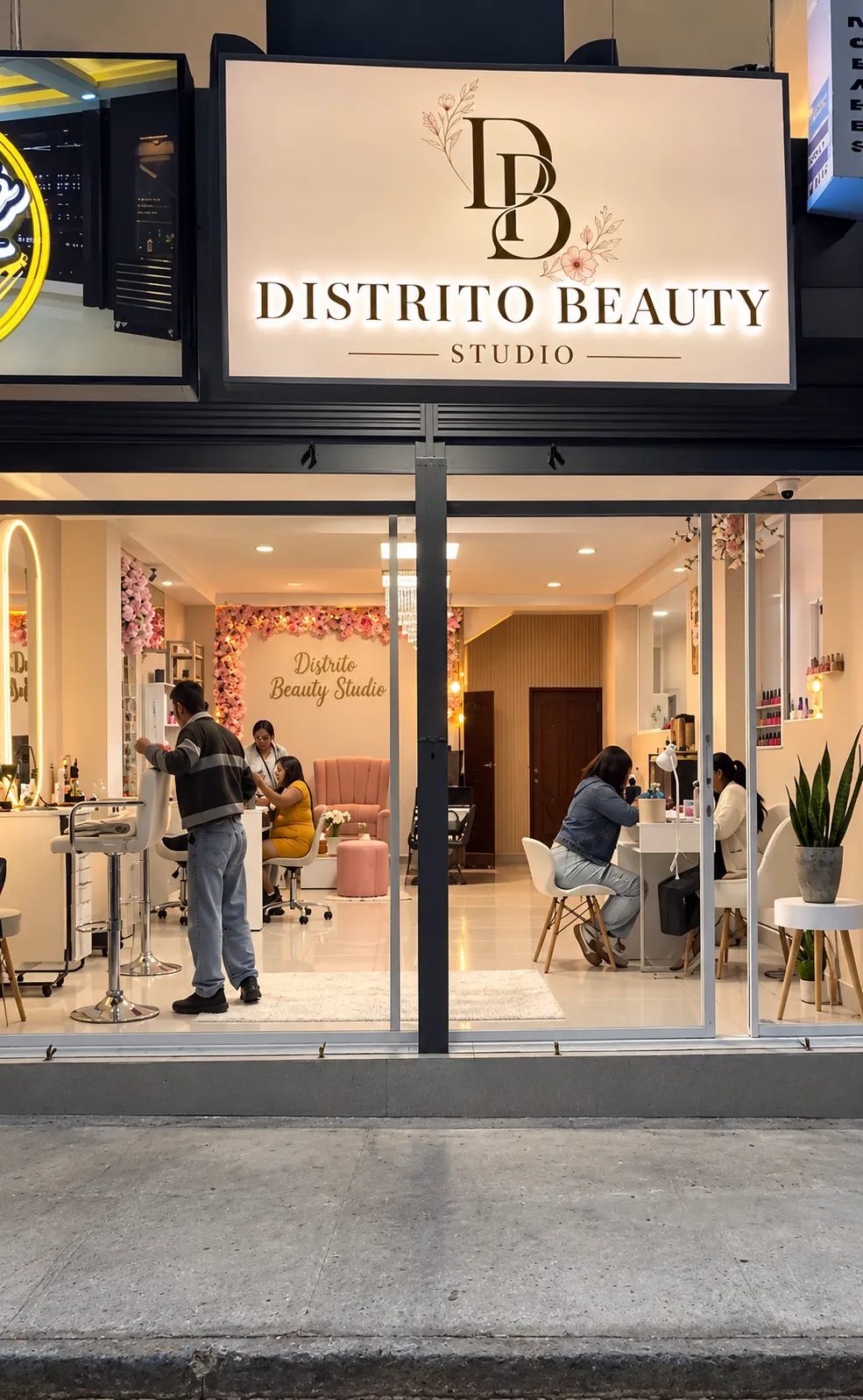 DISTRITO BEAUTY STUDIO