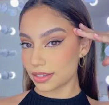 MAQUILLAJE SENCILLO