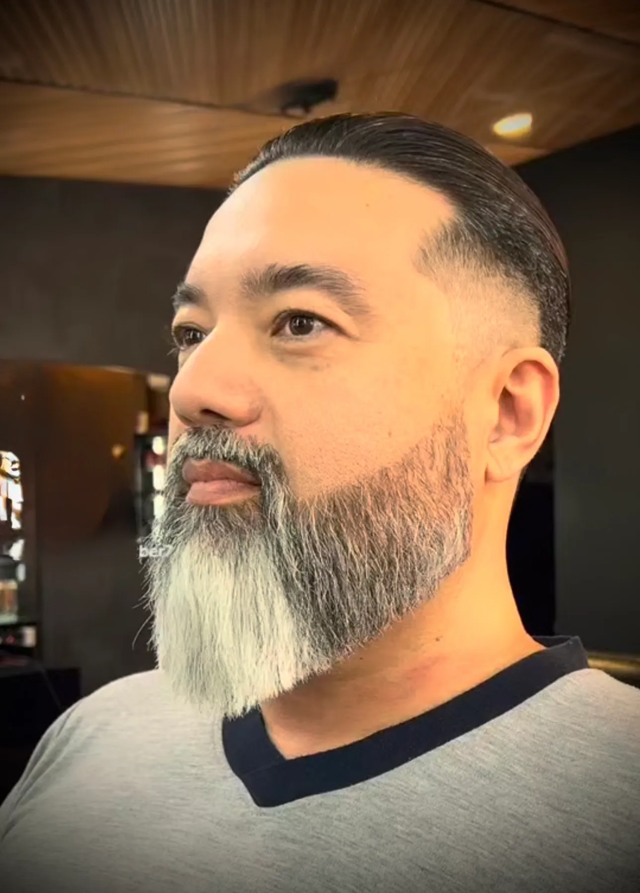 Corte de cabello y Delineado de barba