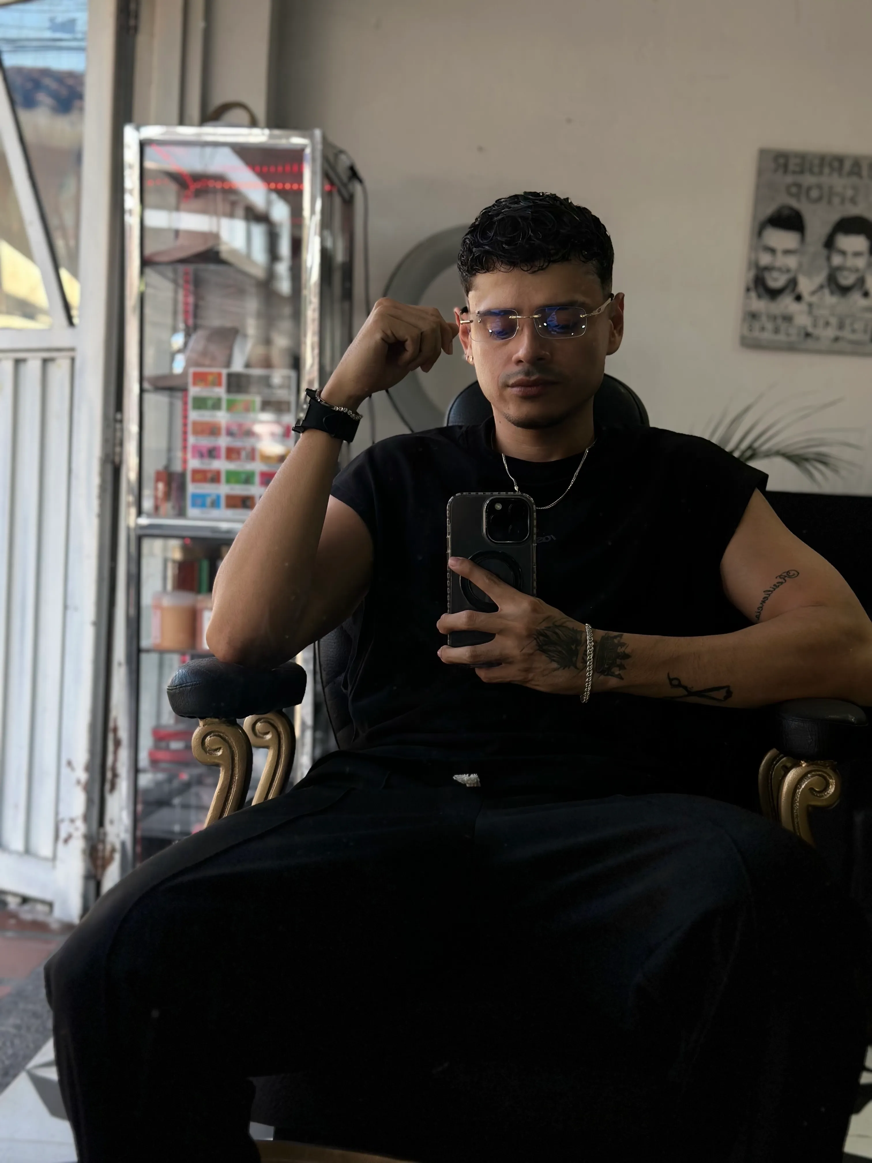 Deiby Barber 