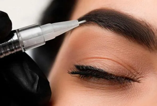 MICROPIGMENTACION DE CEJAS