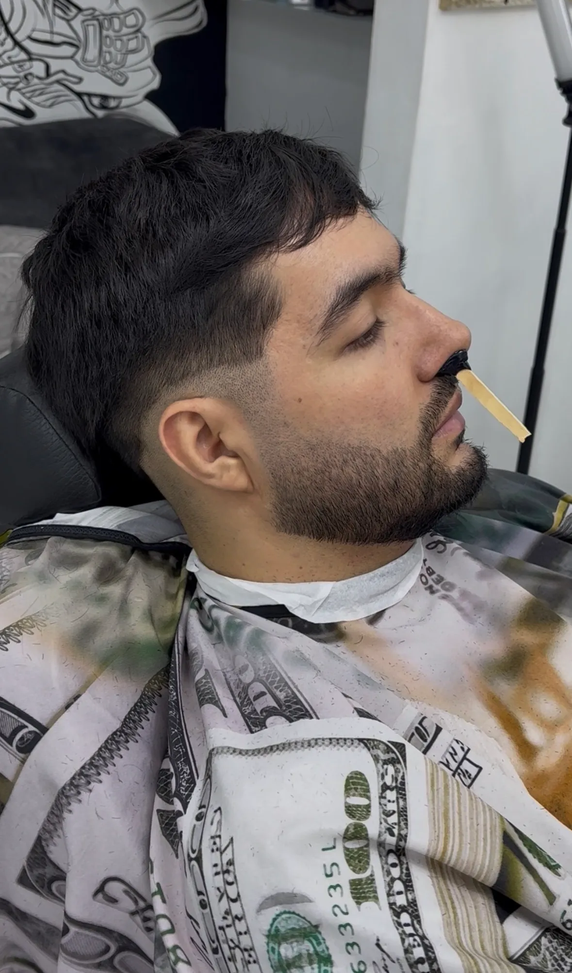 Depilacion nasal con cera