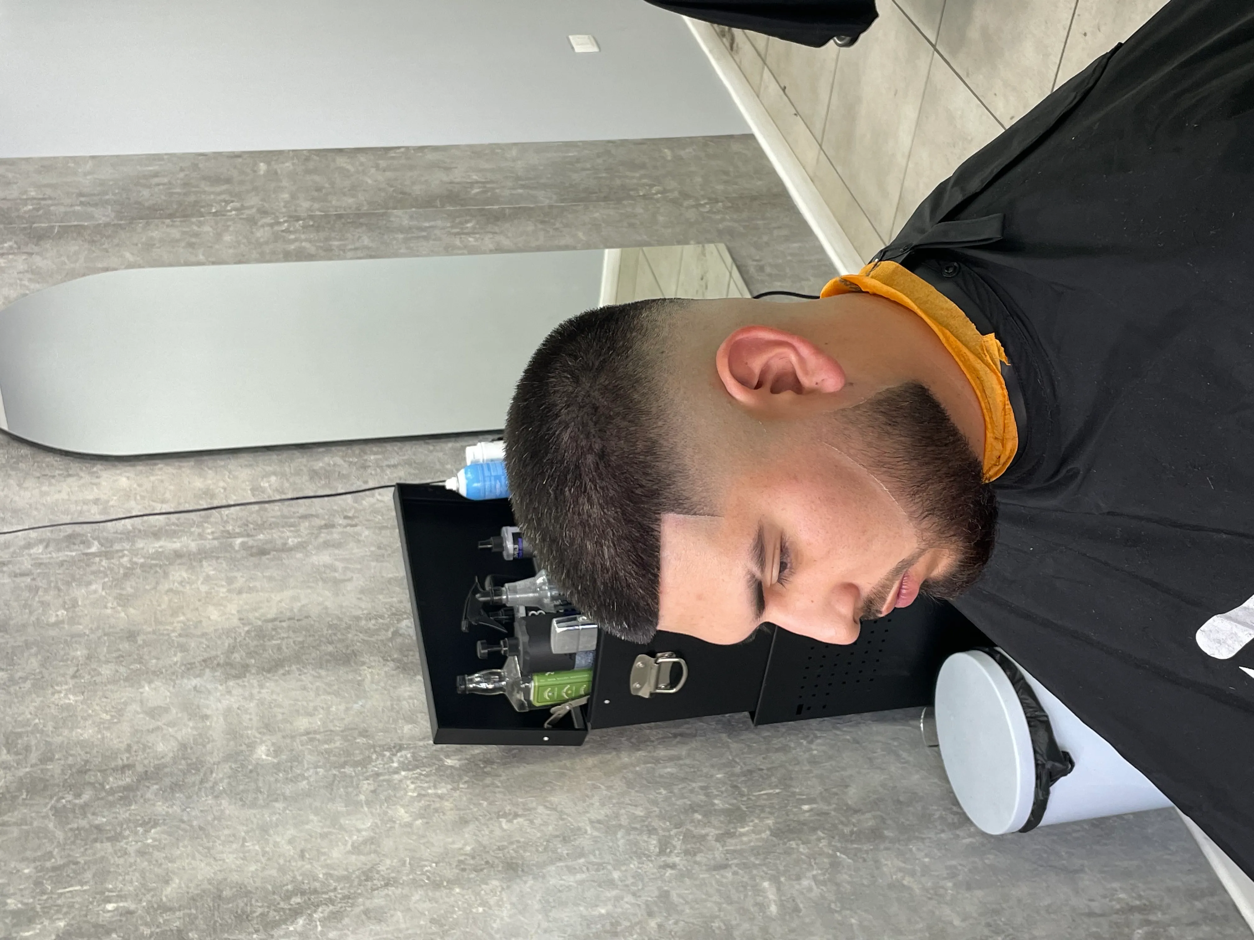 corte de cabello + barba