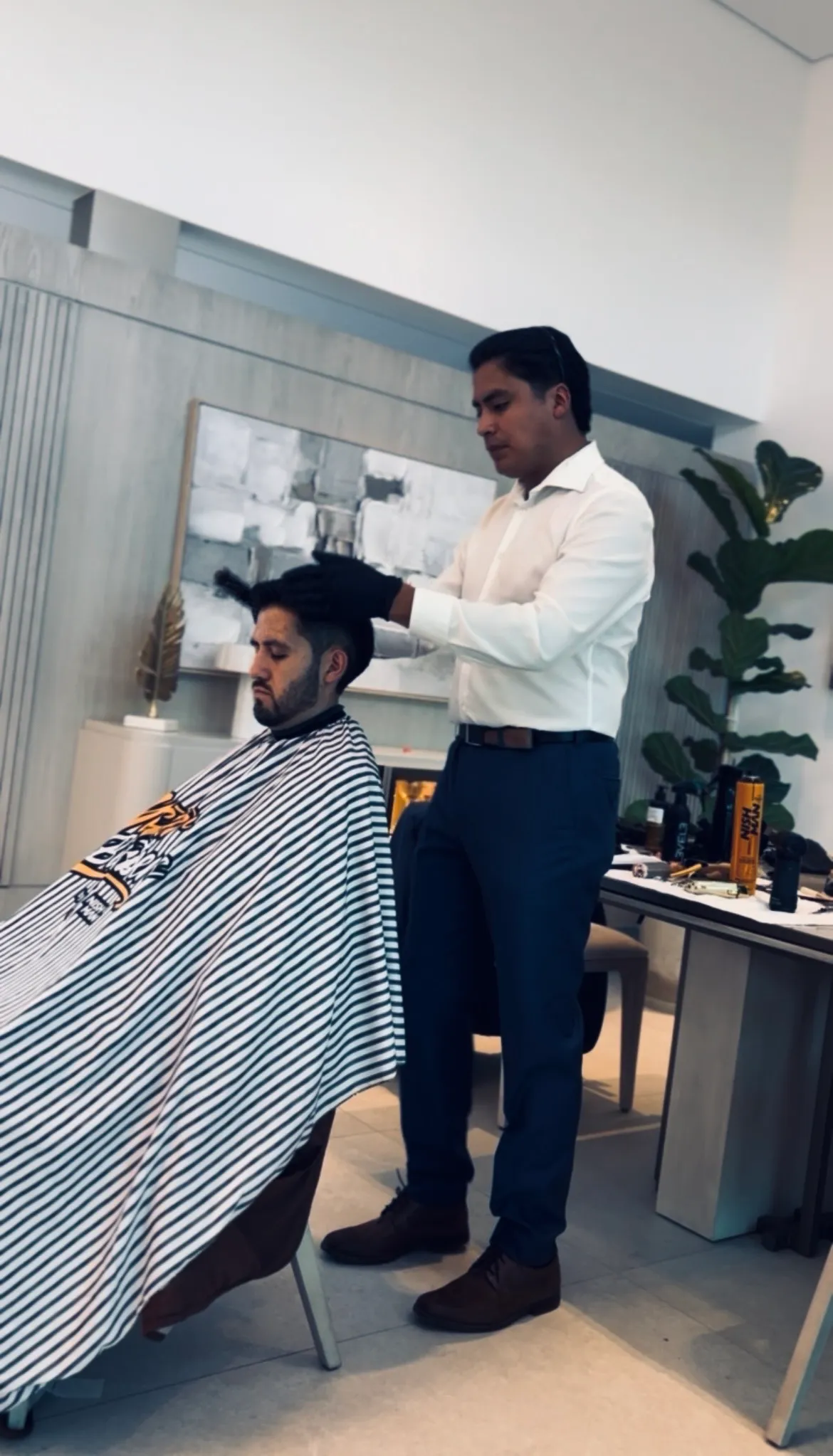 Servicio de barbería a domicilio (aplica condiciones )