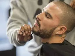 COMBO CORTE CABALLERO + ARREGLO Y PERFILADA DE BARBA  BARBA  - Imagen 1
