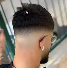 CORTE CON DEGRADÉ DESDE LA SHAVER O CUCHILLA , O CABELLO LARGO  - Imagen 1