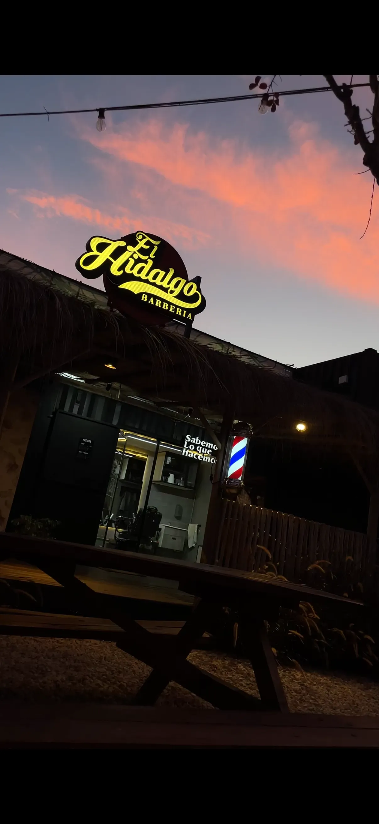 El Hidalgo barbería Canning