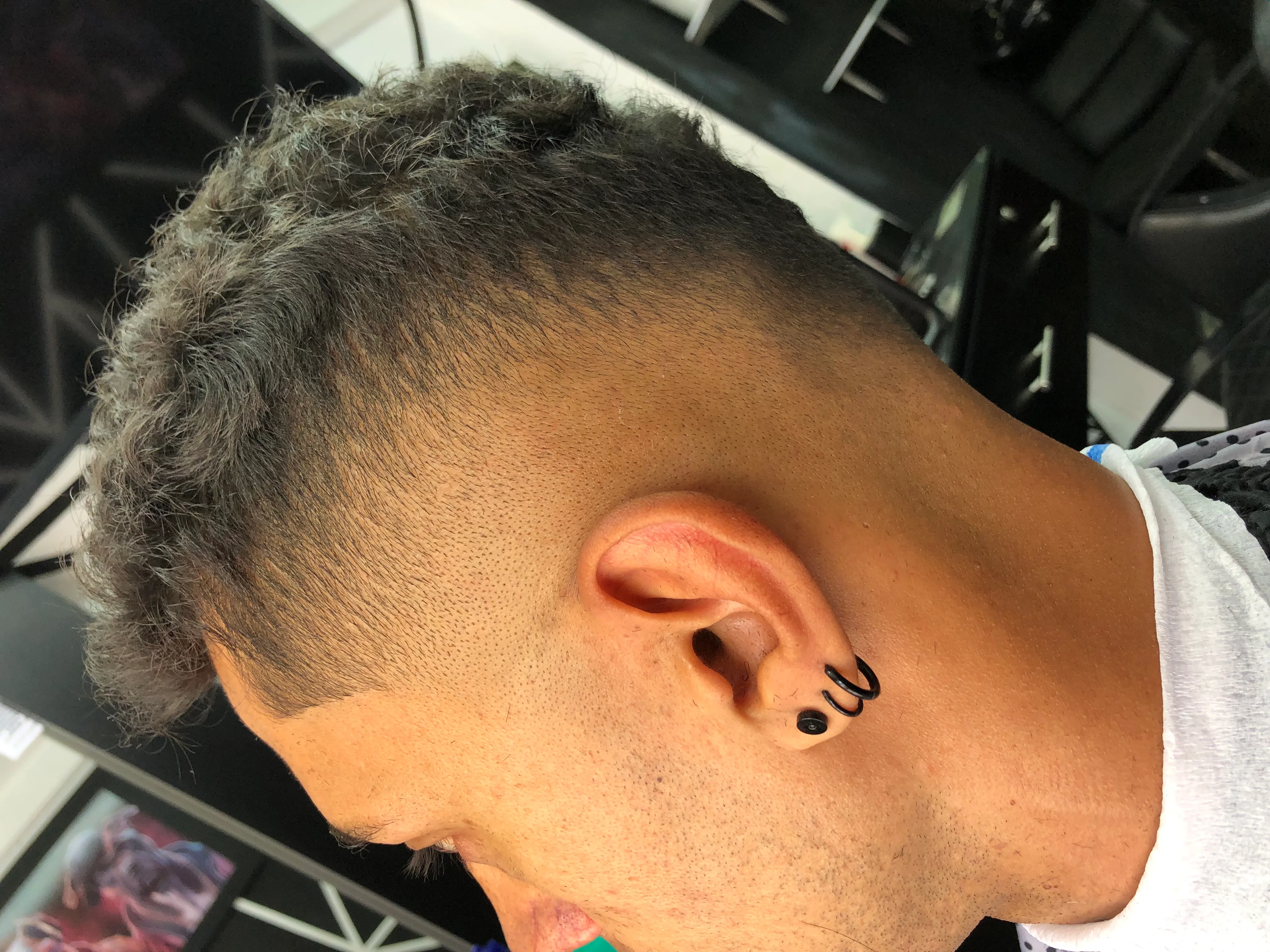 CORTE MODERNO - Imagen 1