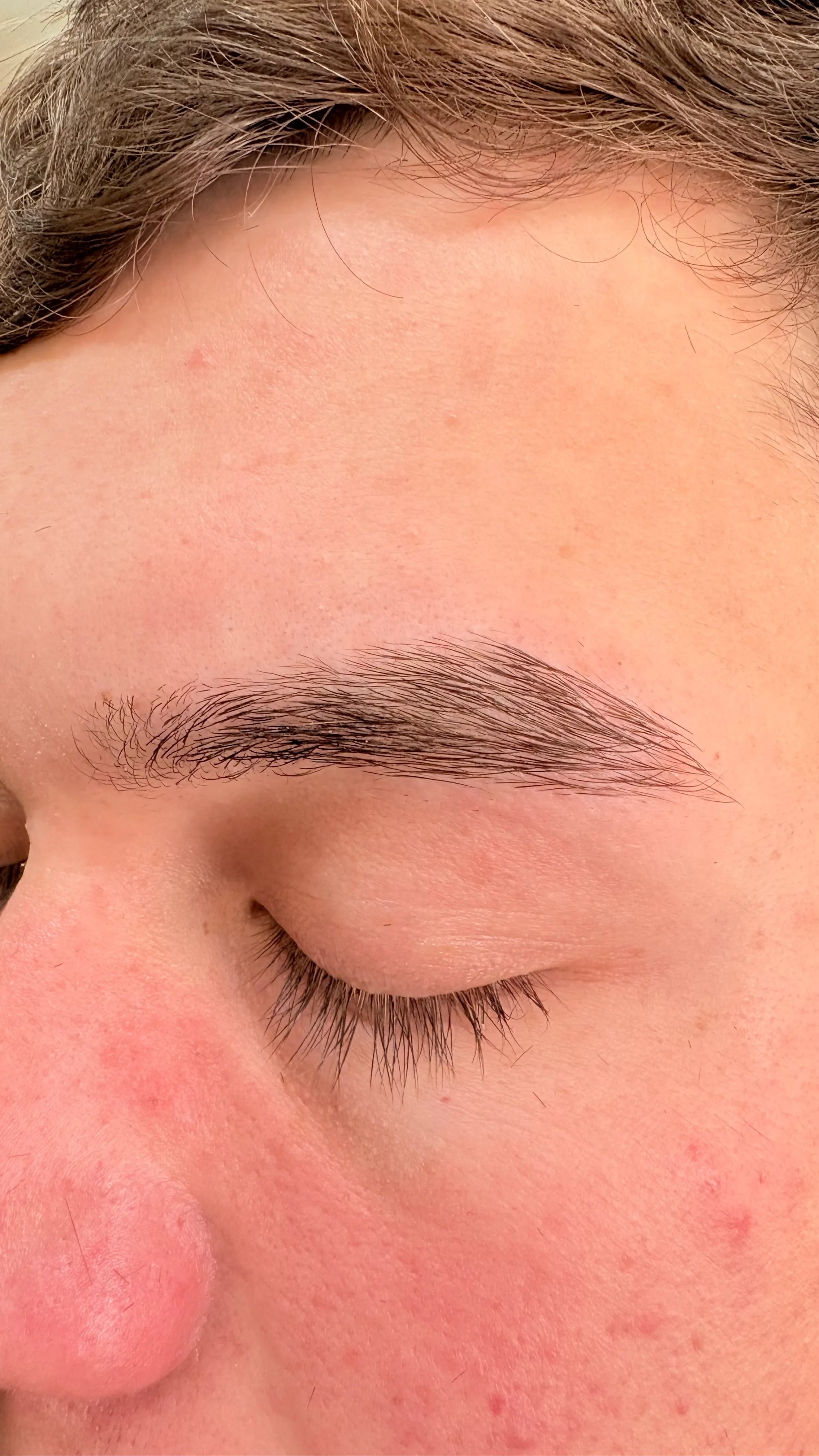 Perfilado de cejas