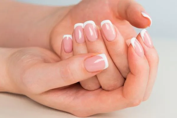 UÑAS TECNICA KAPPING/BAÑO DE GEL