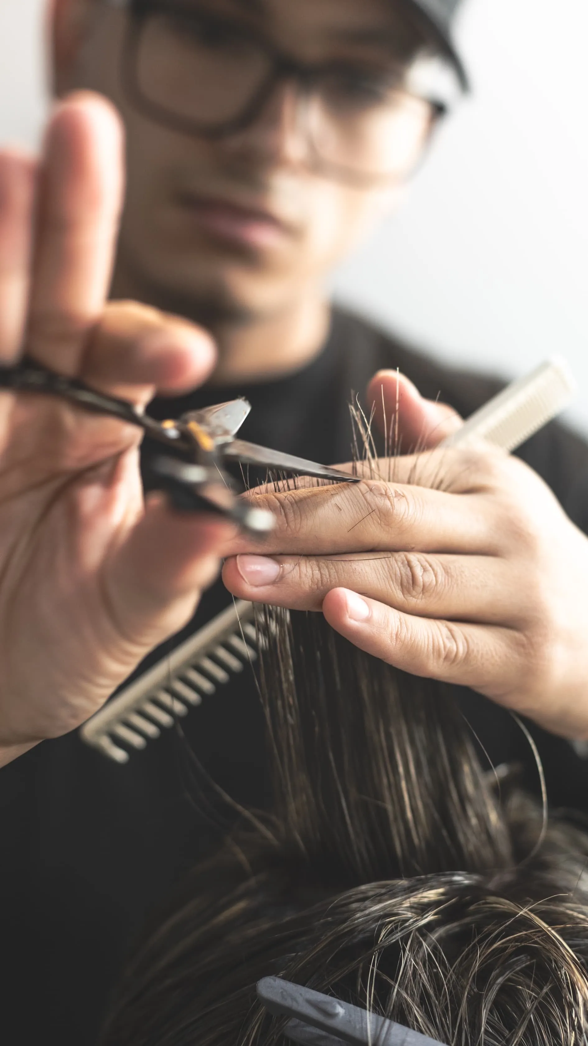 Corte de Precisión con Tijeras - Imagen 1