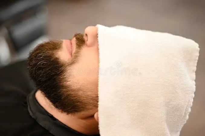 Corte de cabello + ritual afeitado toallas calientes + Masaje - 3