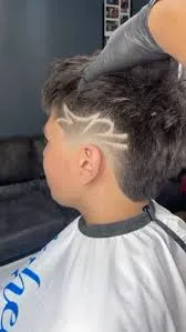 Corte De Cabello Con Diseño - Imagen 3