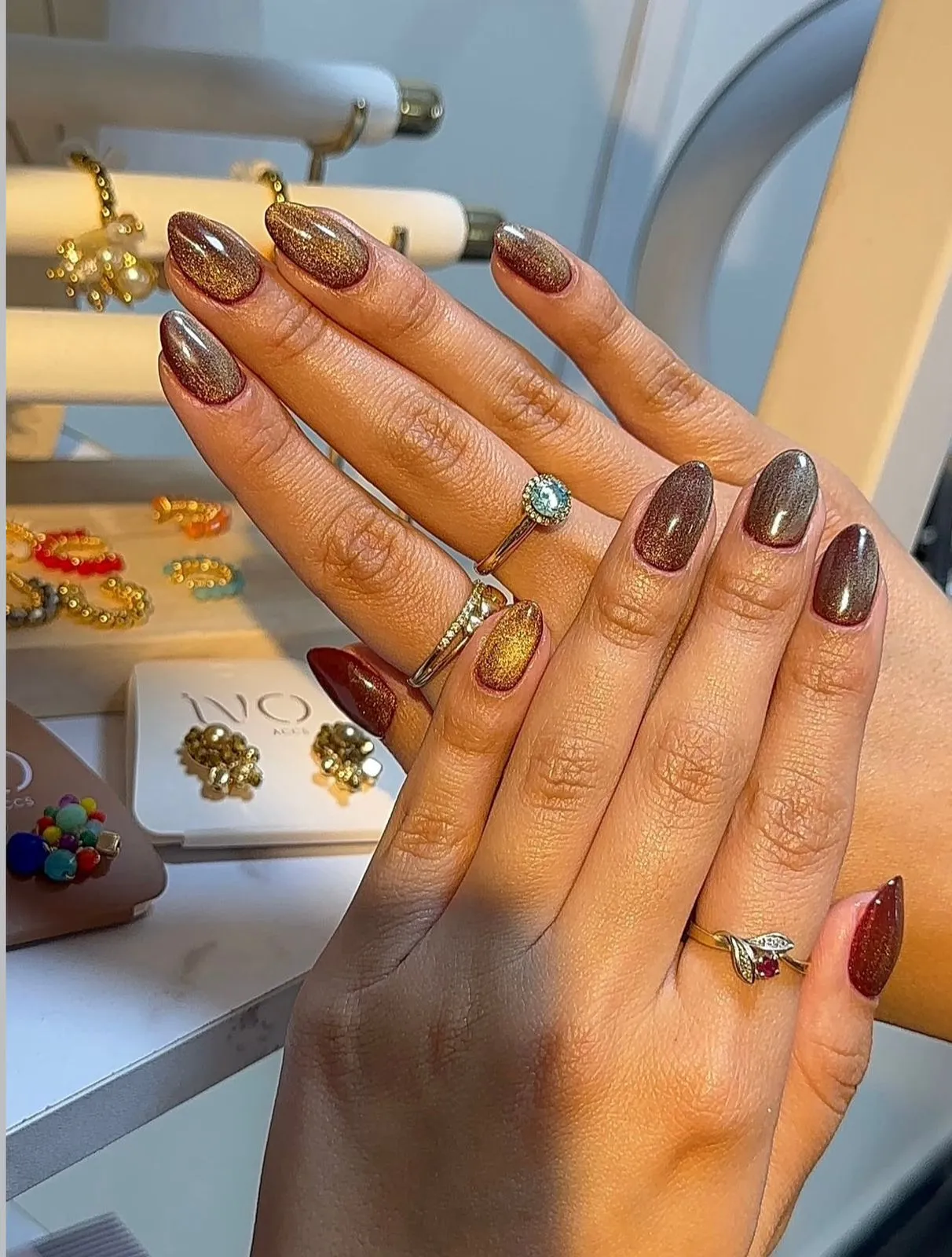 MANICURE SEMIPERMANENTE - 2