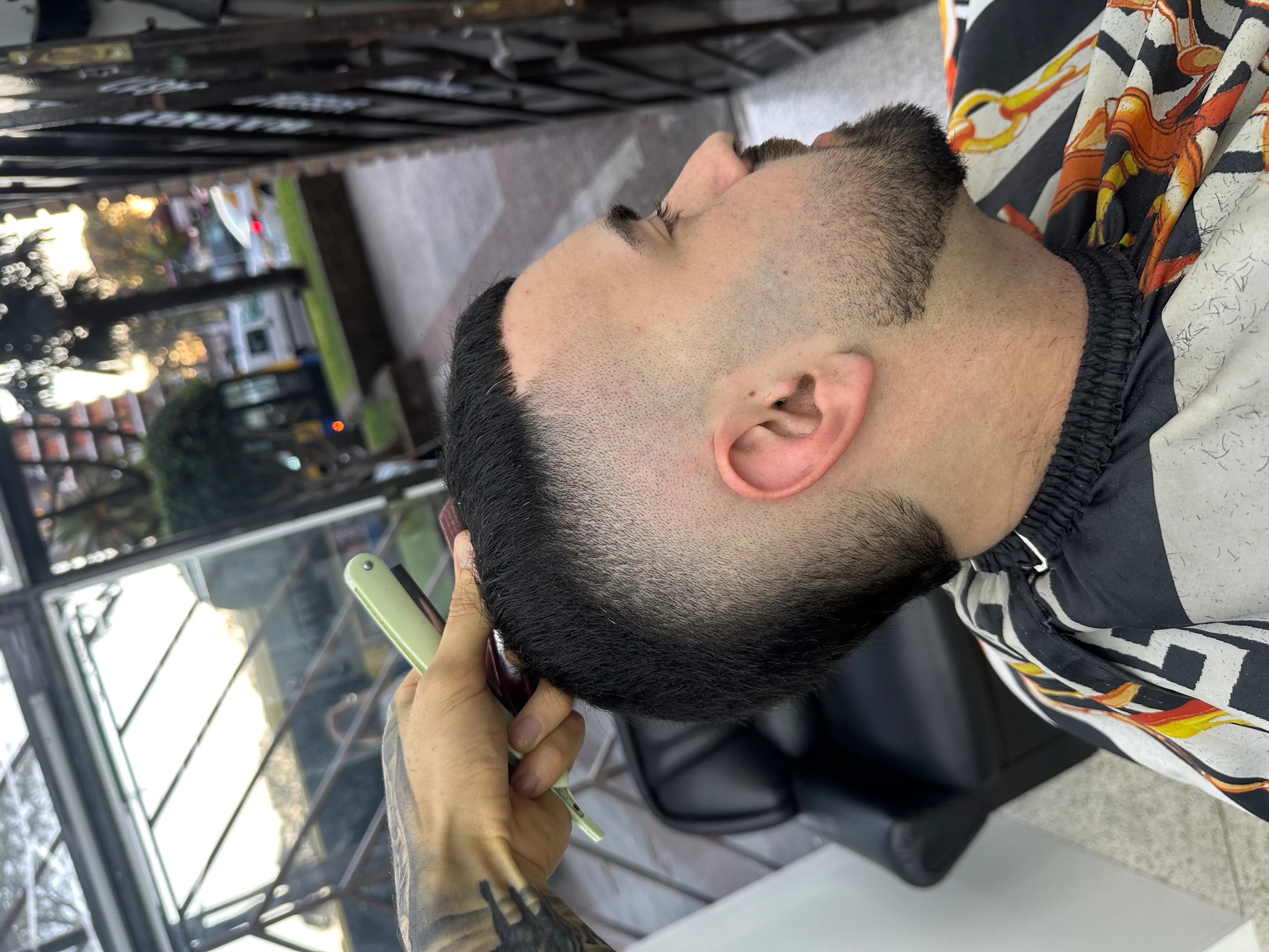 corte y barba - Imagen 1