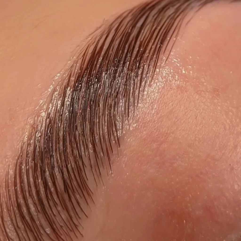 BROW LAMINATION 