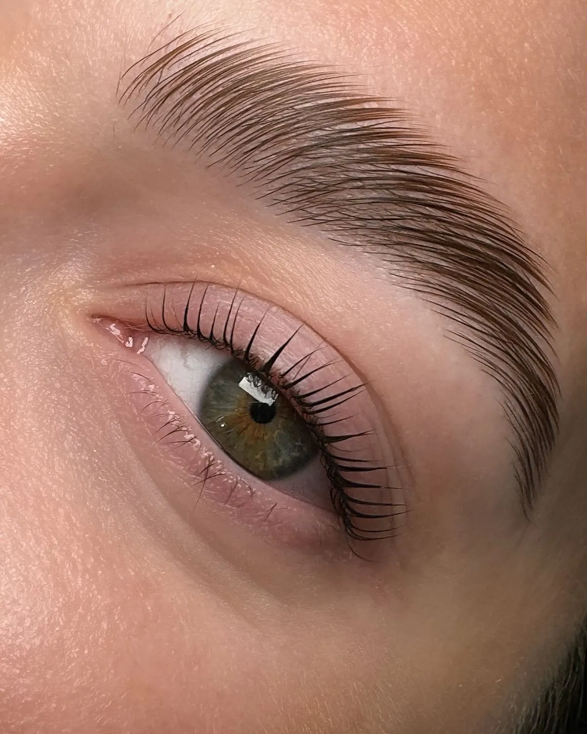 Combo: Lifting + Laminado de Cejas