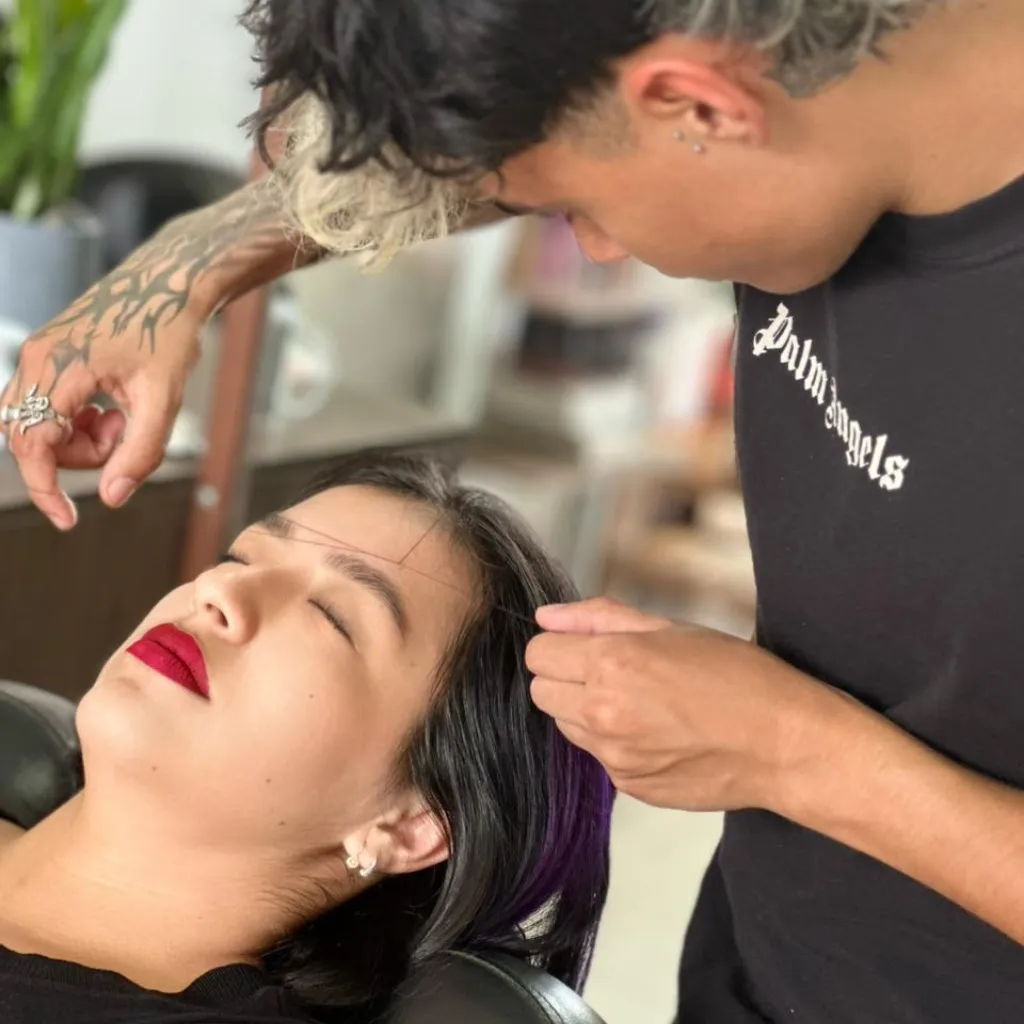 Depilacion de cejas Con hilo  - 2
