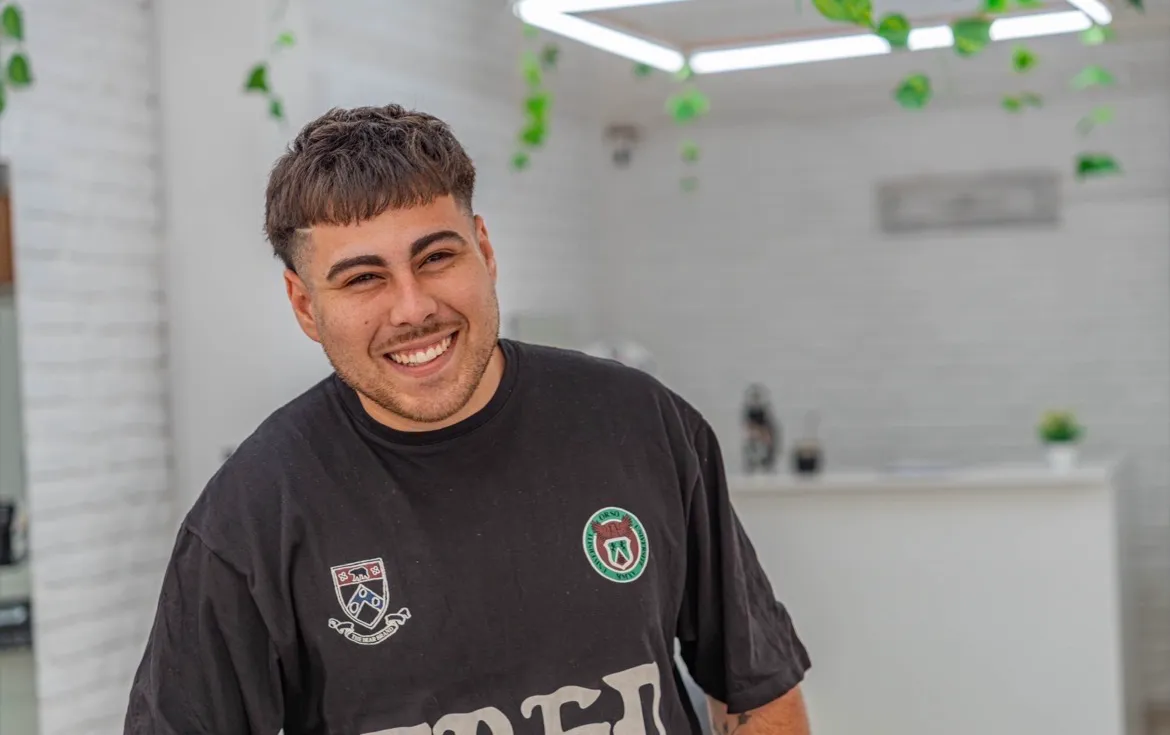 Corte con CONE BARBER