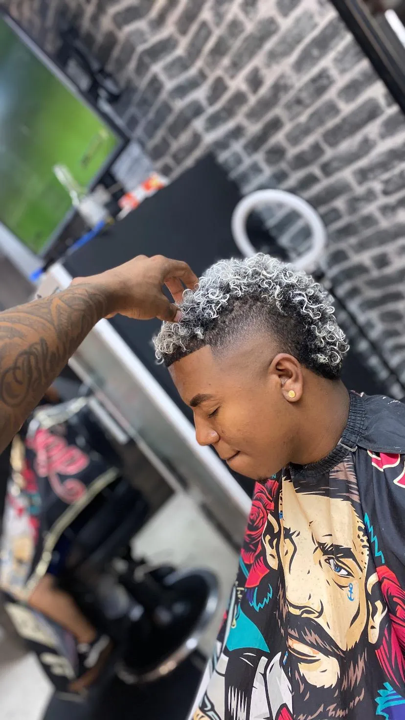 Corte sencillo/clásico + rayitos/coloración - Imagen 3