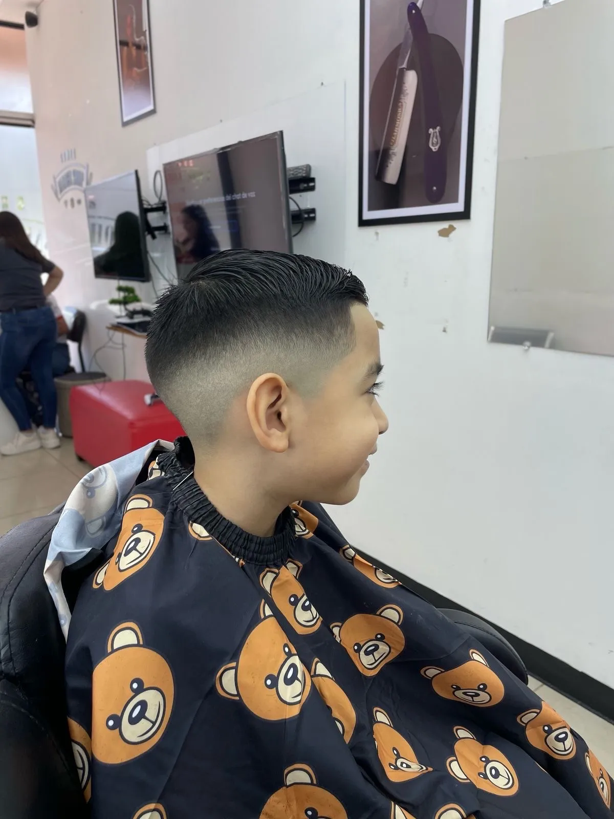 Corte niño - Imagen 1