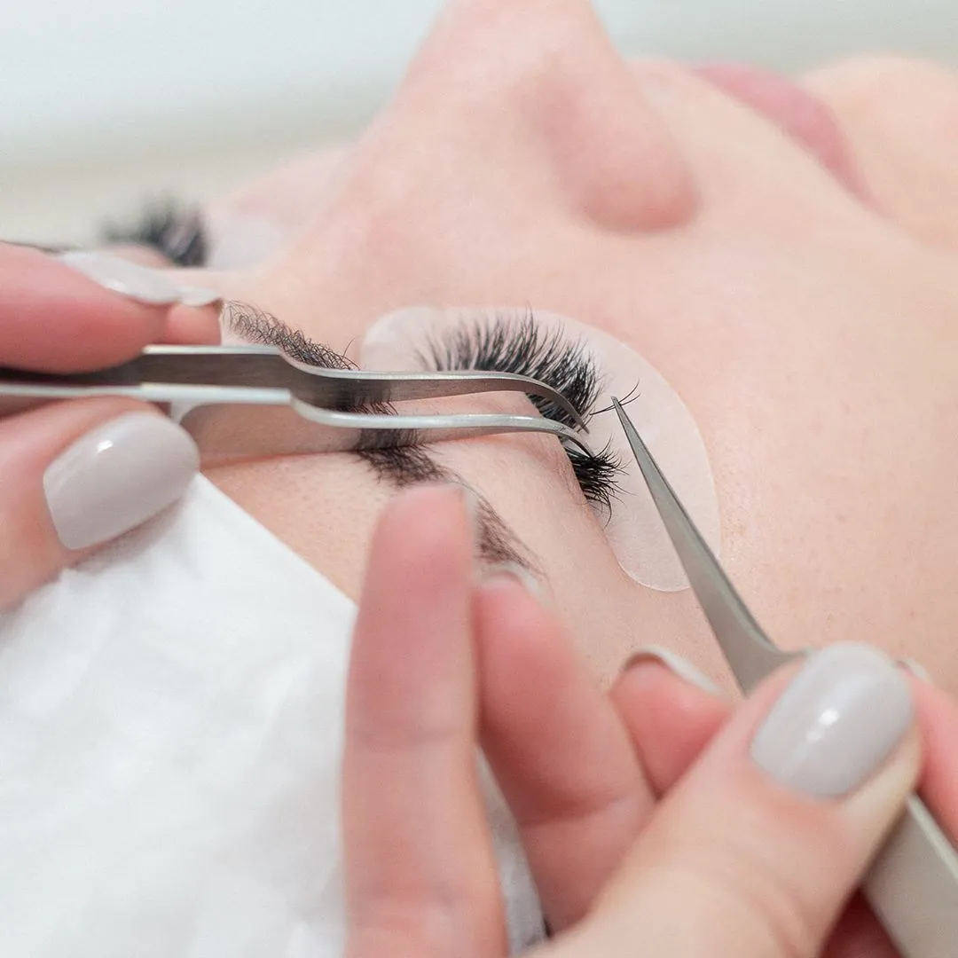 MONTAJE  EXTENSIÓN DE PESTAÑAS  EFECTO NATURAL