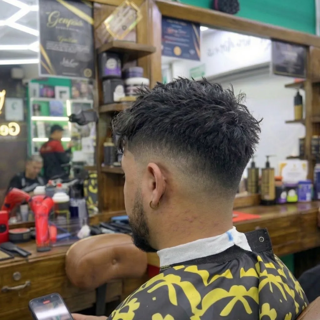 Corte personalizado y cejas - 1