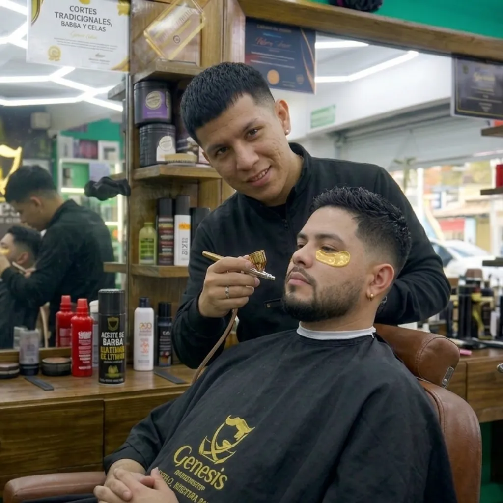 Corte de cabello, barba y cejas - 1