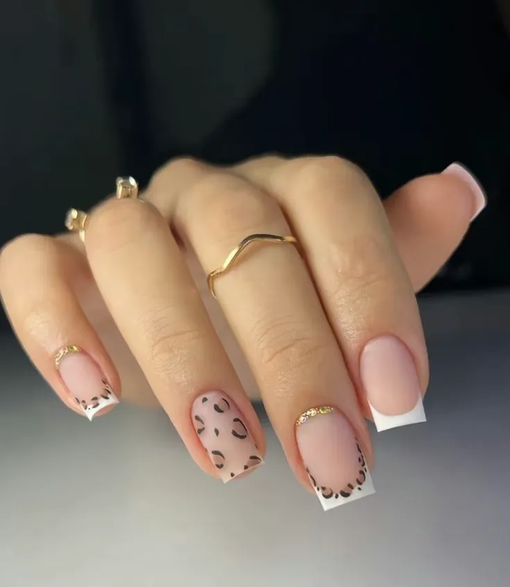 MANICURA SEMIPERMANENTE - Imagen 1