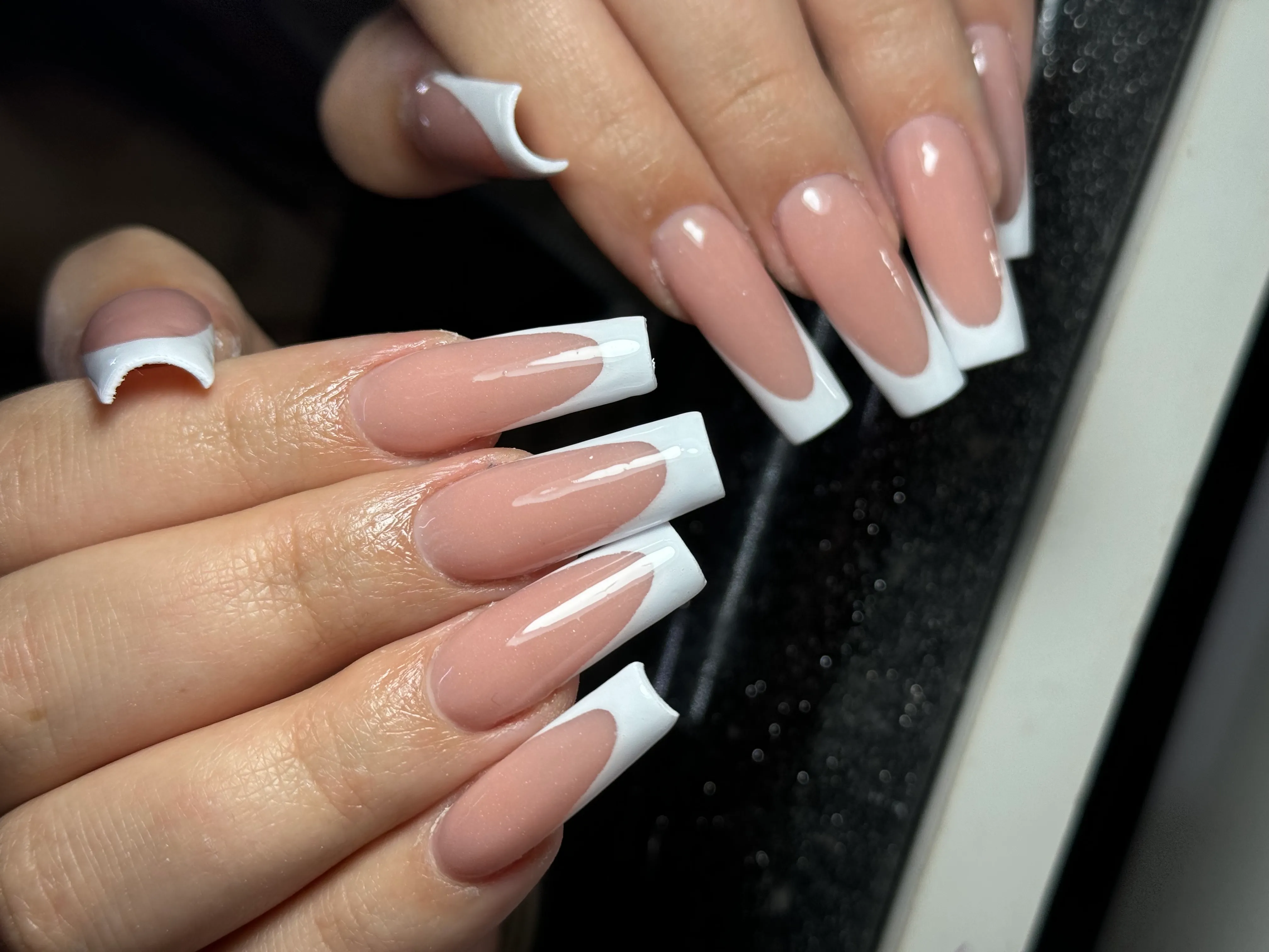 Uñas esculpidas - Imagen 1