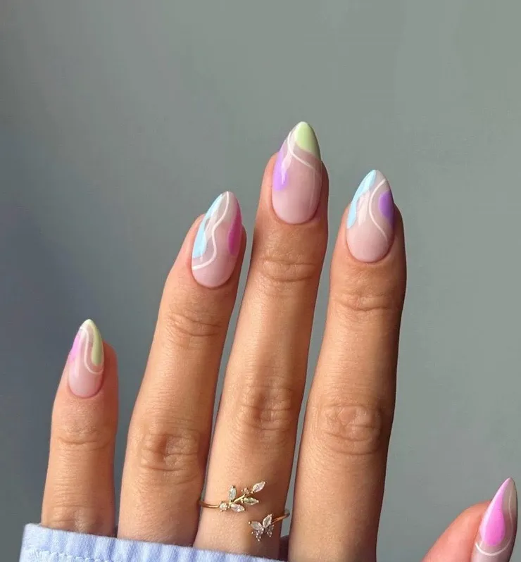 Soft gel + esmaltado con diseño o efecto