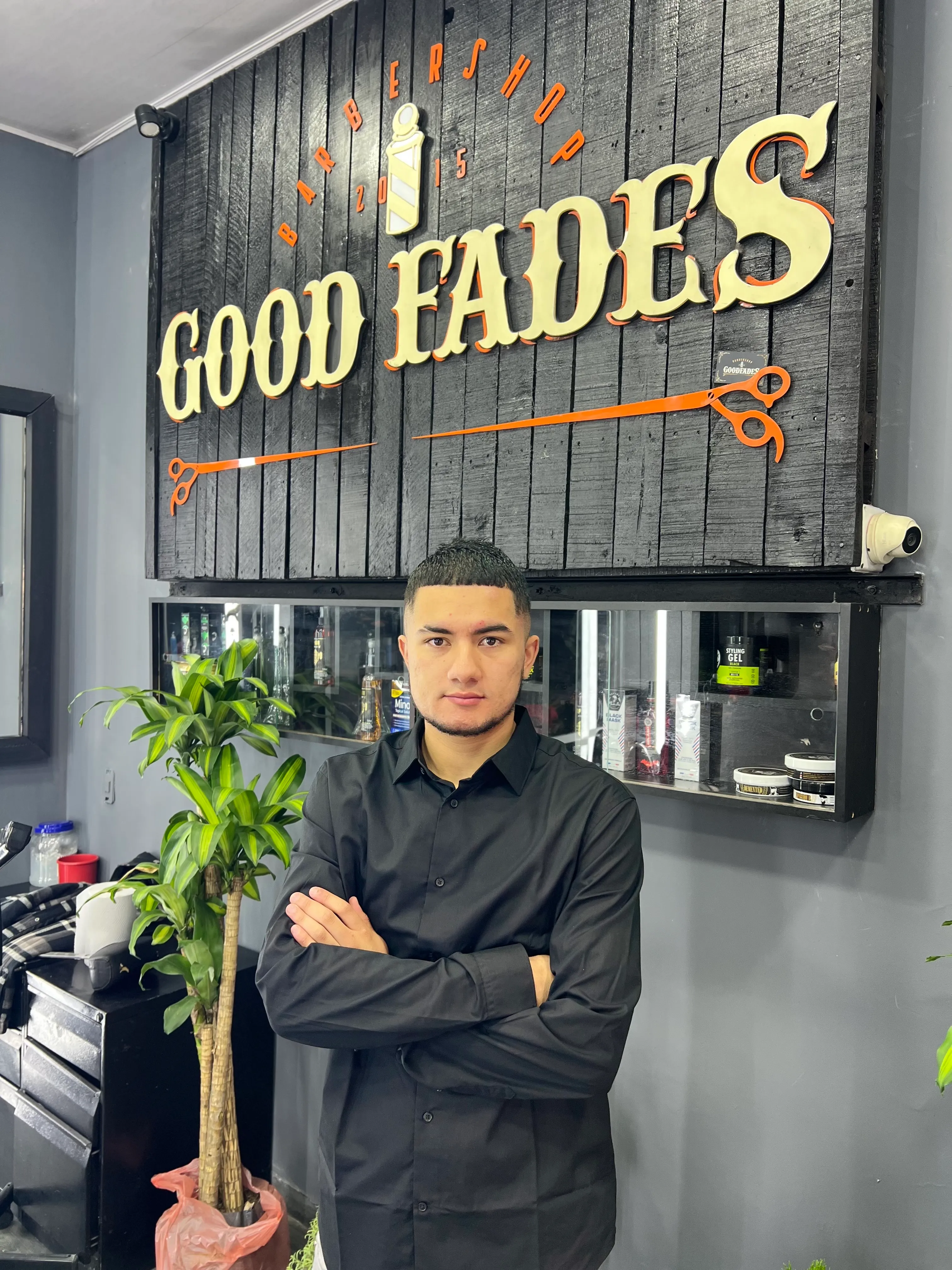 Nicolás fades