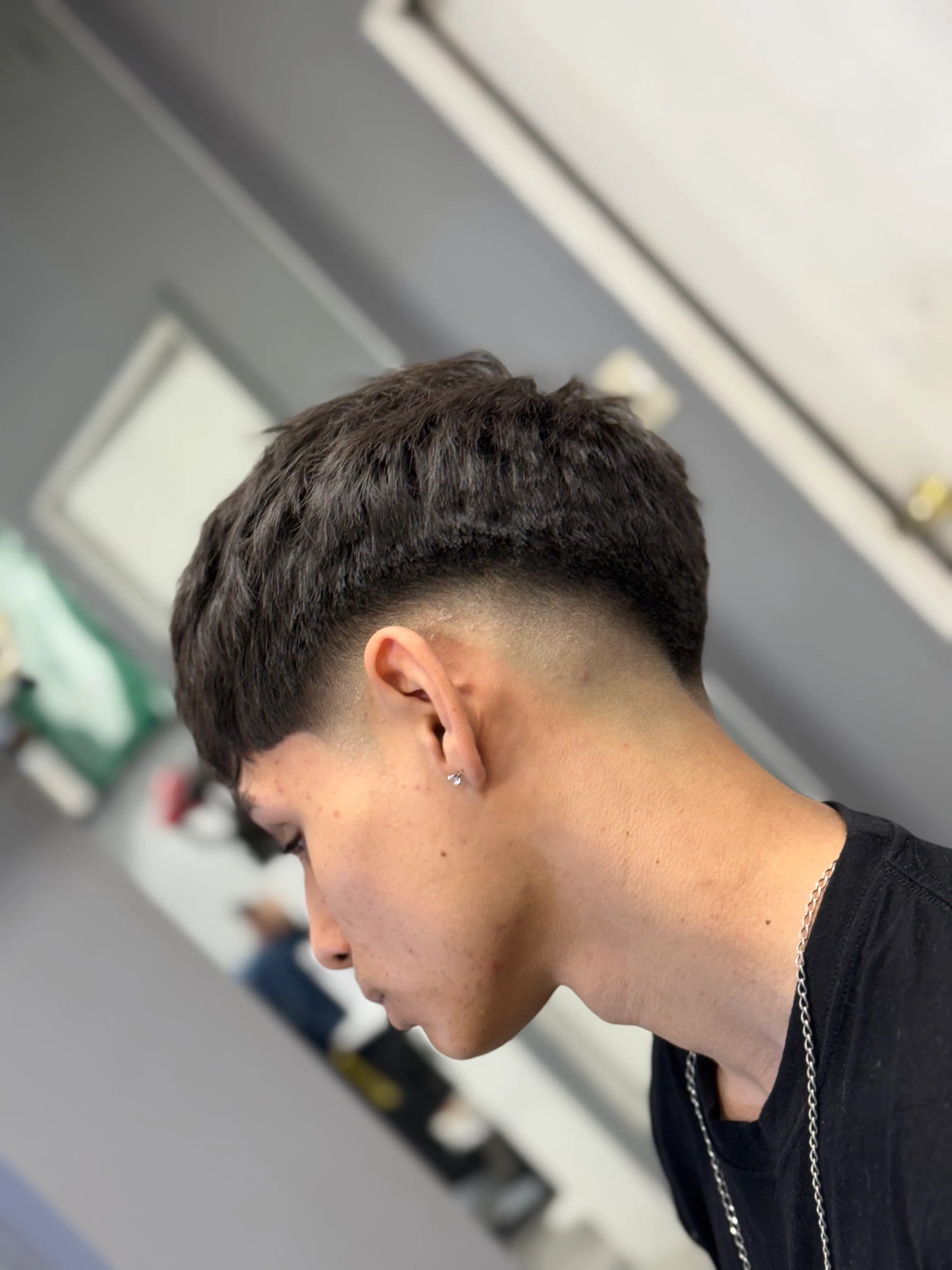CORTE DE CABELLO + PERFILADO DE CEJAS