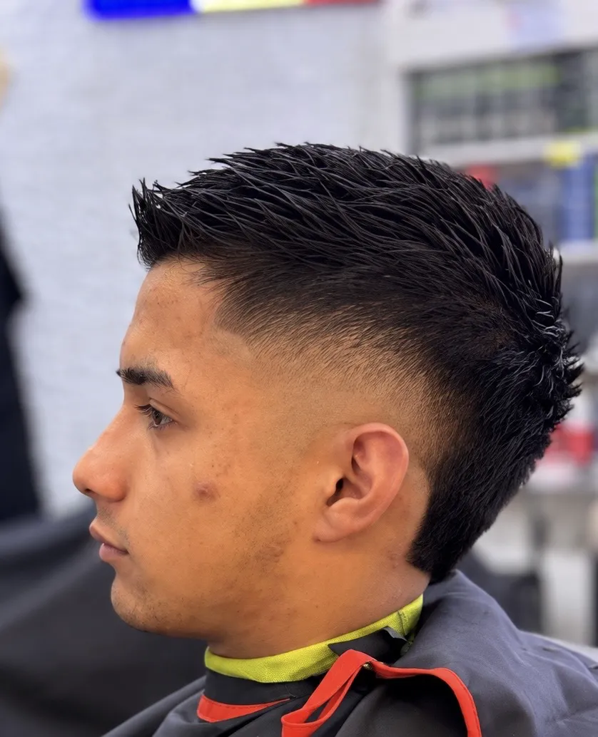 Corte más perfilado de cejas