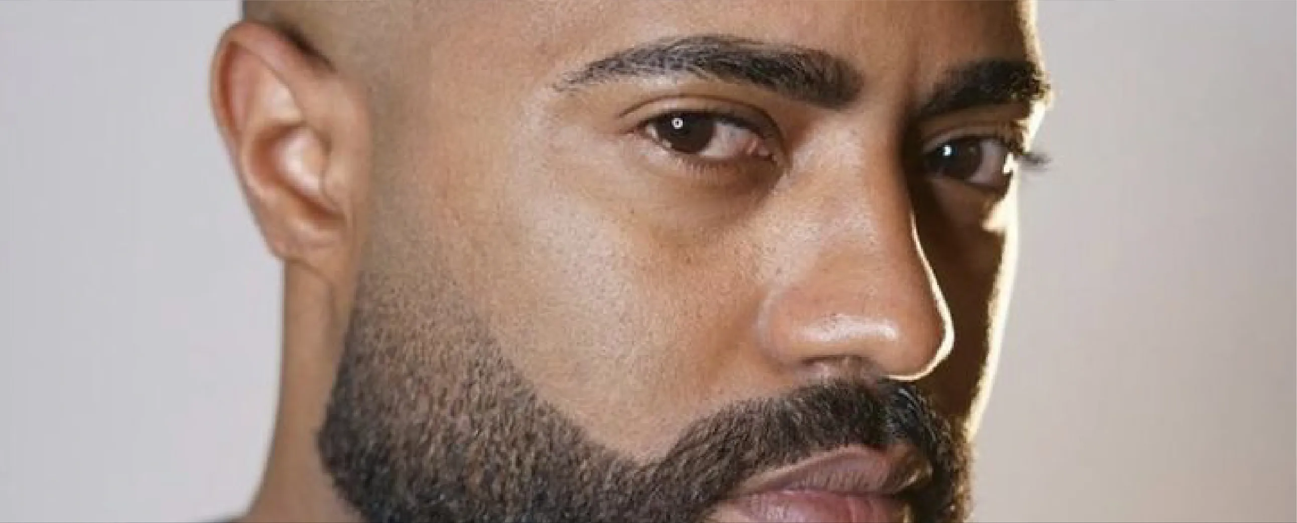 CORTE & BARBA // HAIRCUT & BEARD - Imagen 1