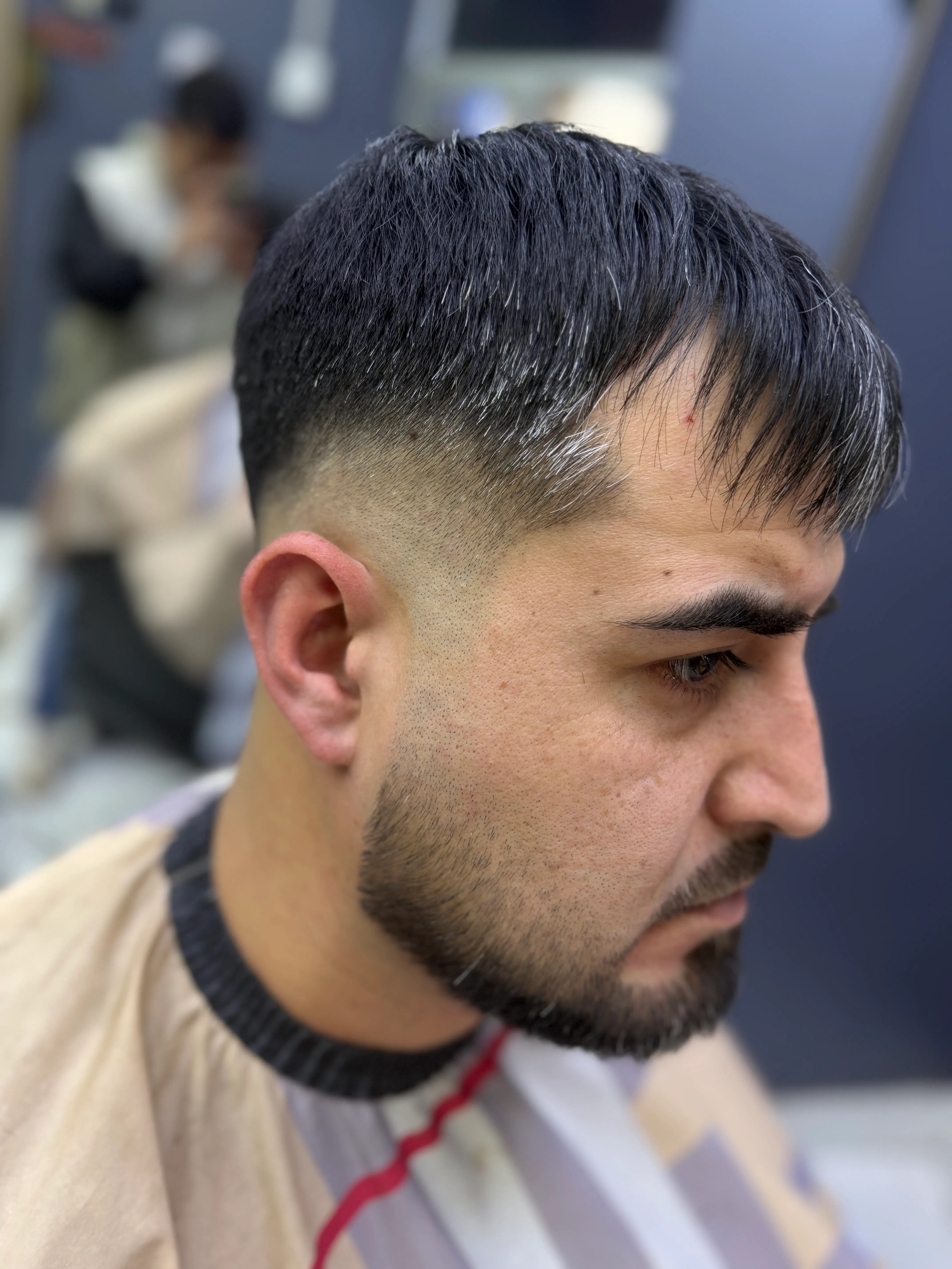 cortes degradado al cero con barba 