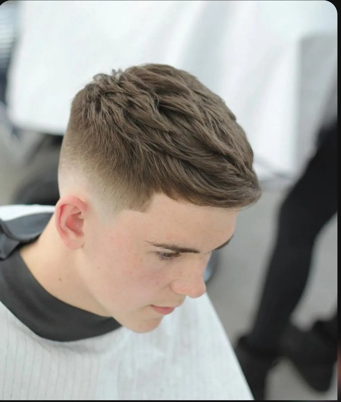 combo corte+cejas+rasurada - Imagen 1