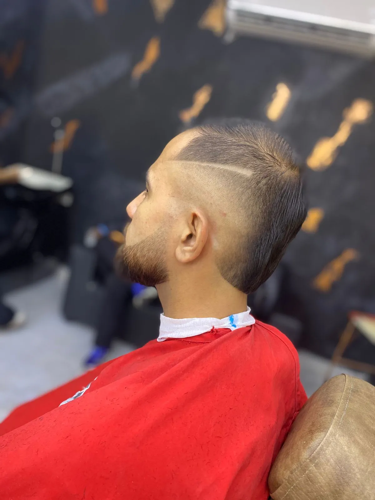 CORTE CON BARBA