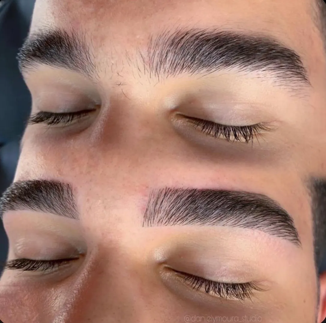 Diseño y Limpieza de Cejas