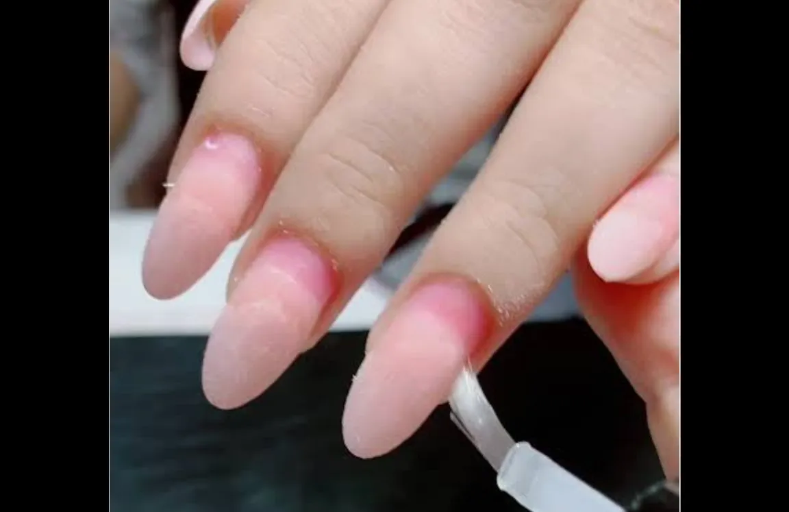 Retoque de acrílico y diseño nuevo 