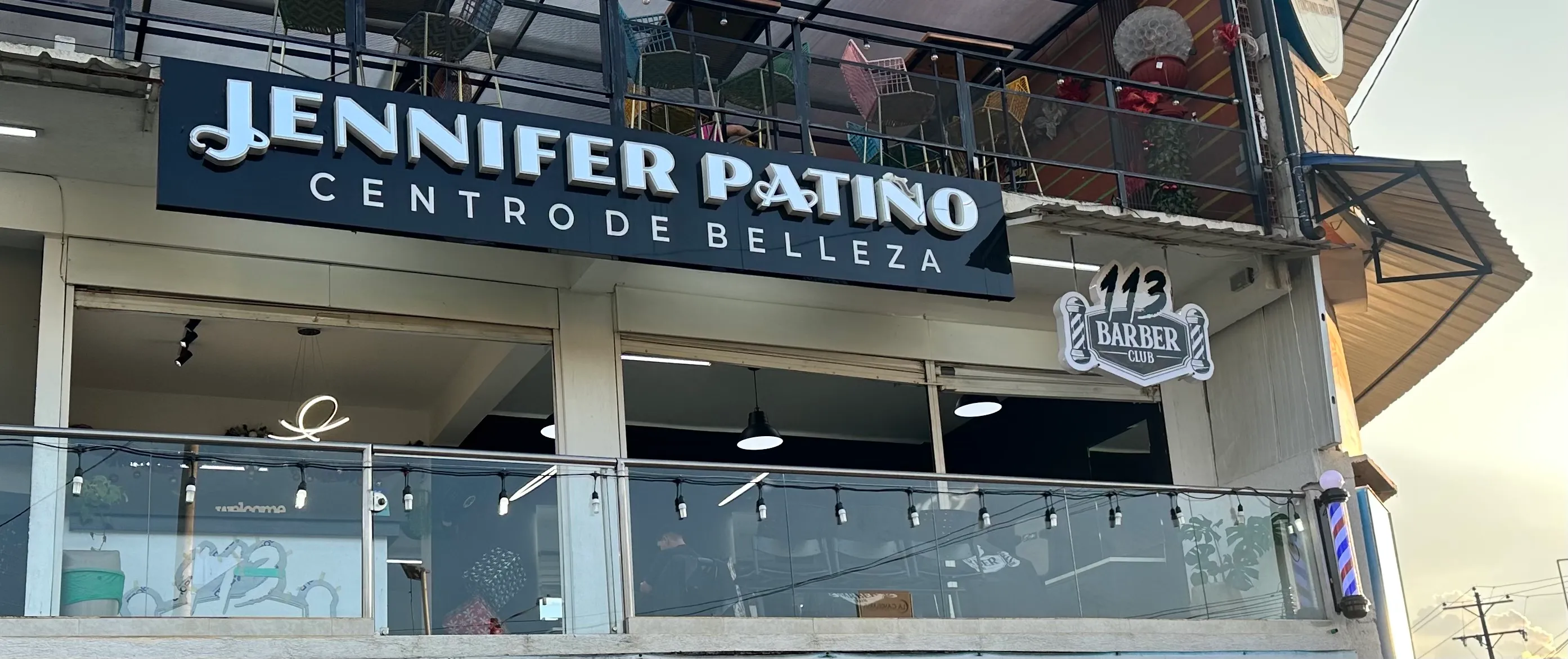 Jennifer Patiño Centro de Belleza & 113 Barber Club 