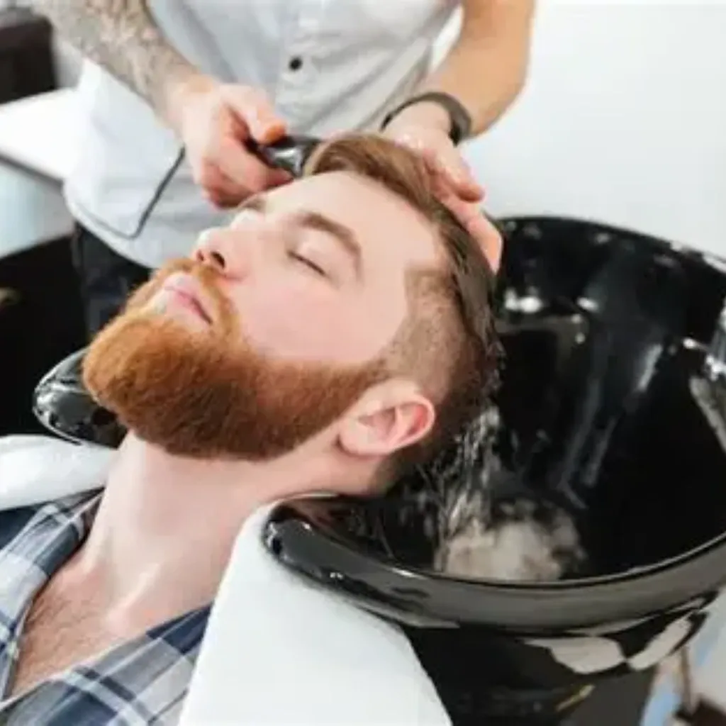 CORTE CON SHAMPOO CABALLERO
