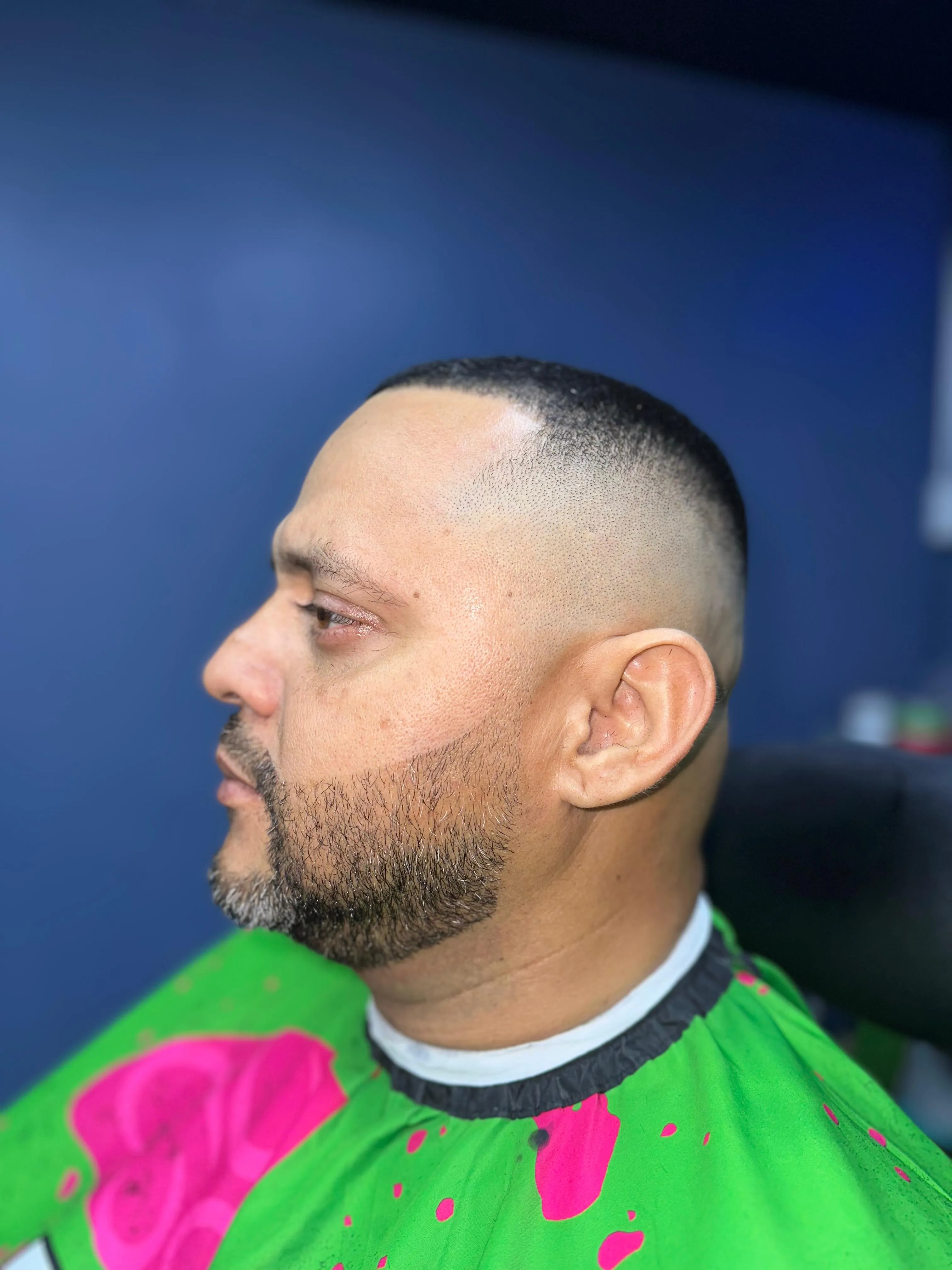 Corte de cabello + Diseño de Barba - Imagen 1