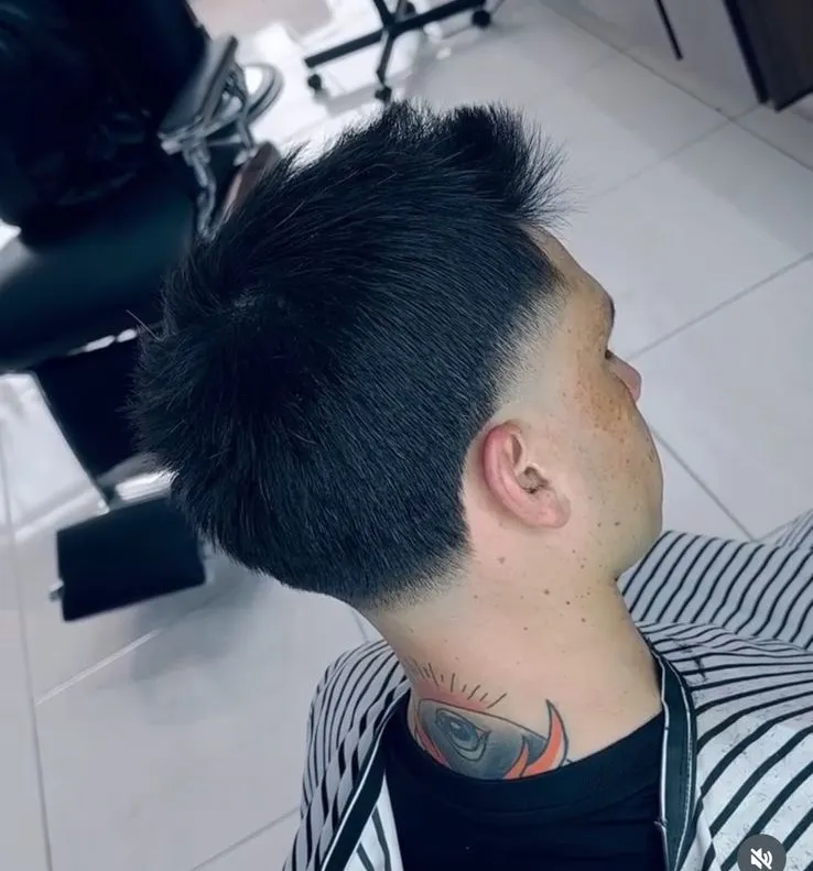 CORTE Y CEJAS - Imagen 1