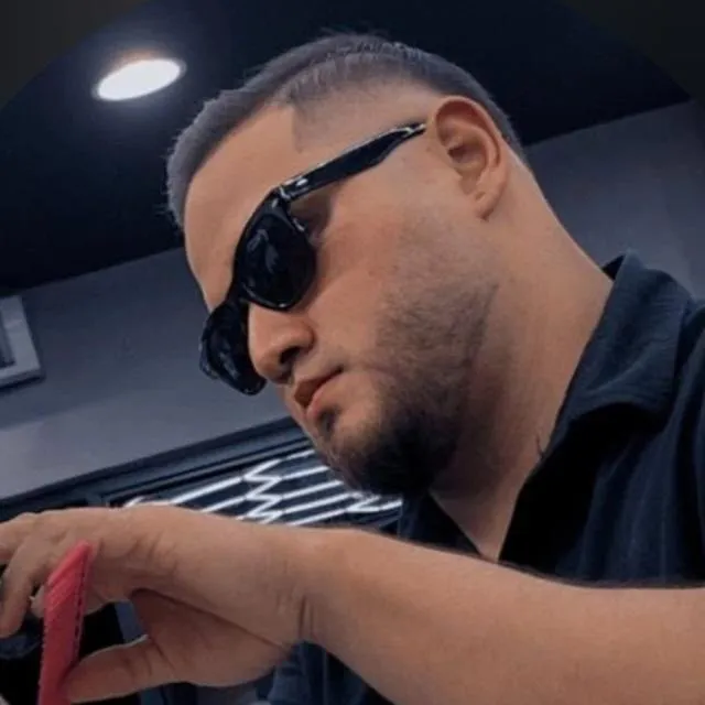 LEONARDO SALAZAR 