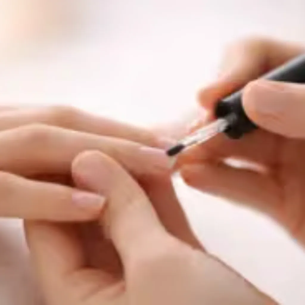 MANICURE 